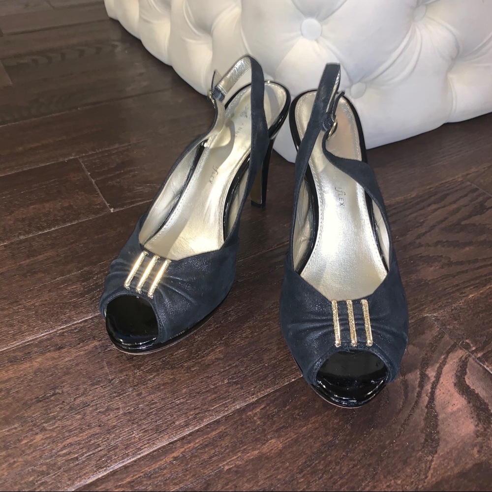 Anne Klein Black Heels